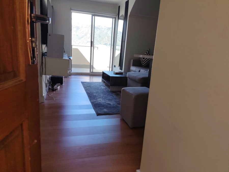 To Let 1 Bedroom Property for Rent in Whispering Pines Western Cape